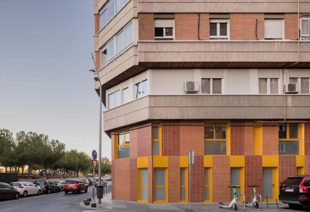 Из склада в жилье: яркие апартаменты по 40 м² в Мадриде | Источник: Хавьер де Пас