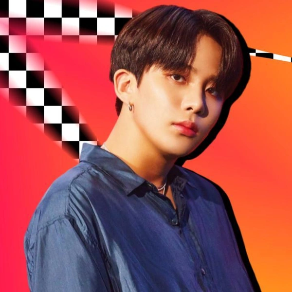KCON не удался: Чонхо из ATEEZ срочно отправили в Корею из-за резкой боли 💔 | Источник: theGirl