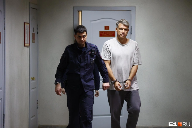 В Екатеринбурге Сергея Горшунова обвиняют в убийстве первого уральского олигарха и покушении на его телохранителя и водителя в 90-е | Источник: Владислав Лоншаков / E1.RU