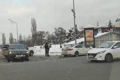 ДТП с иномарками вызвало затор на Заречной в Нижнем