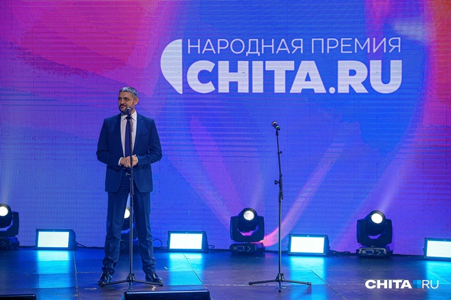 Губернатор ежегодно приходит поздравить победителей Народной премии | Источник: Олег Фёдоров / CHITA.RU