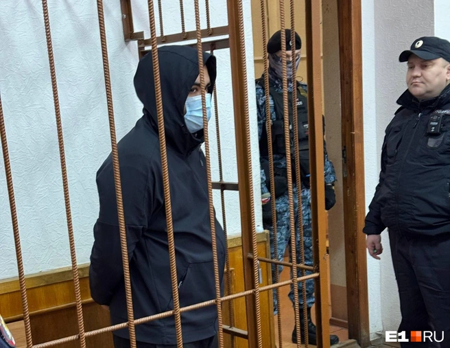 Иван поблагодарил судью за приговор | Источник: Евгений Кошек / E1.RU