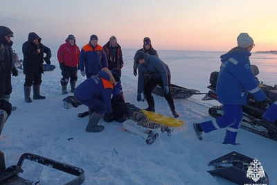 Двое пострадали в аварии снегохода на Новосибирском водохранилище