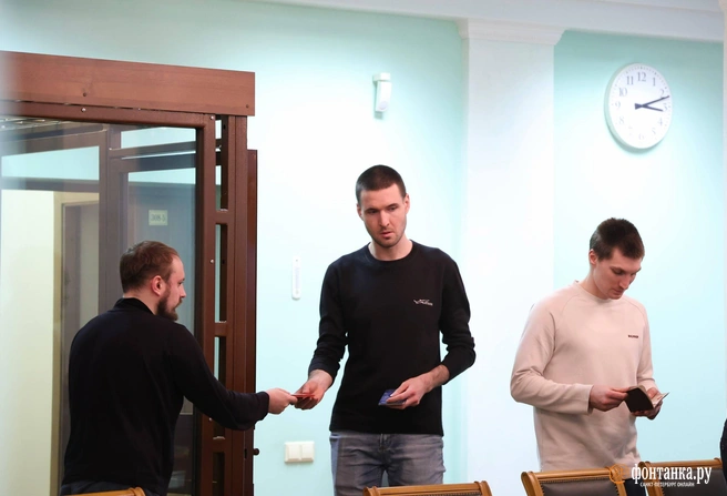 «Максимально суровое наказание». В Петербурге судят осквернивших «Блокадный трамвай» | Источник: Марина Мамонтова / «Фонтанка.ру»