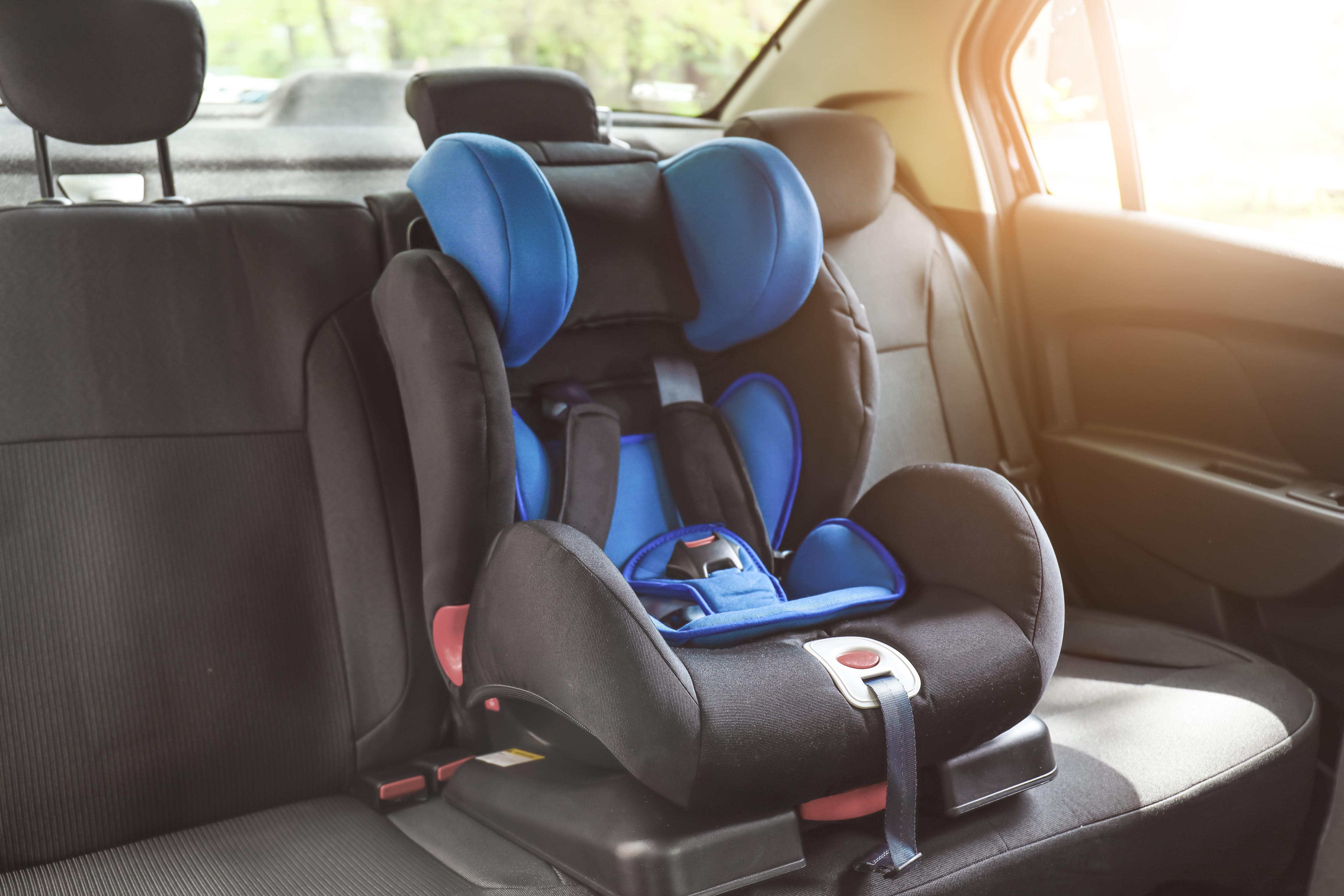 Как установить детское кресло в машину: практическое руководство | Вокруг  Света