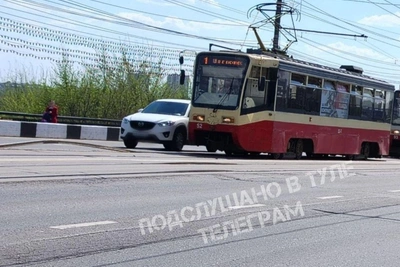Пролетарский мост в Туле: выгнуто рельсы 6 мая