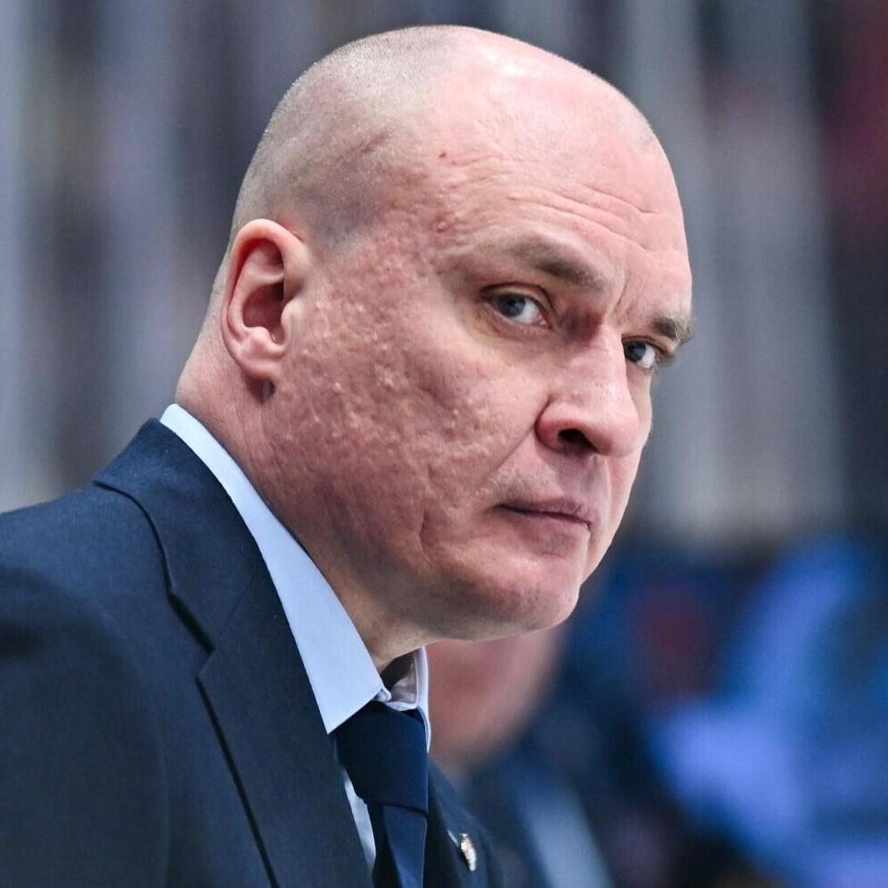 <p>Андрей Разин</p>