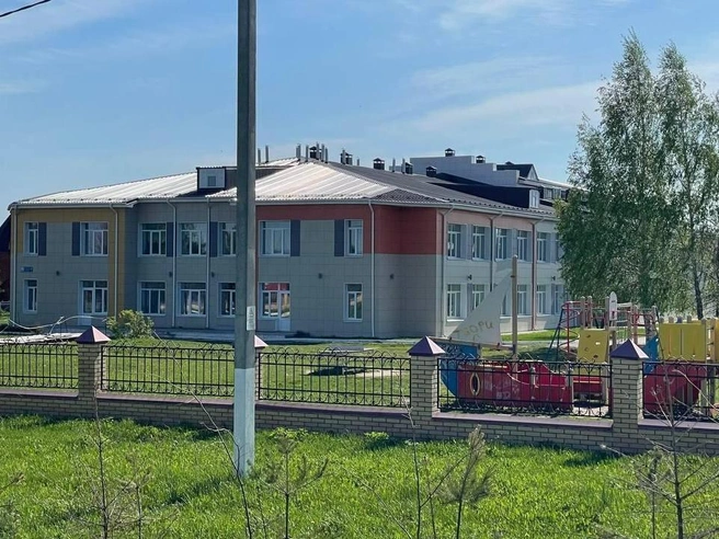 О строительстве новой школы власти пока молчат | Источник: Сокуры | Новые Сокуры / T.me