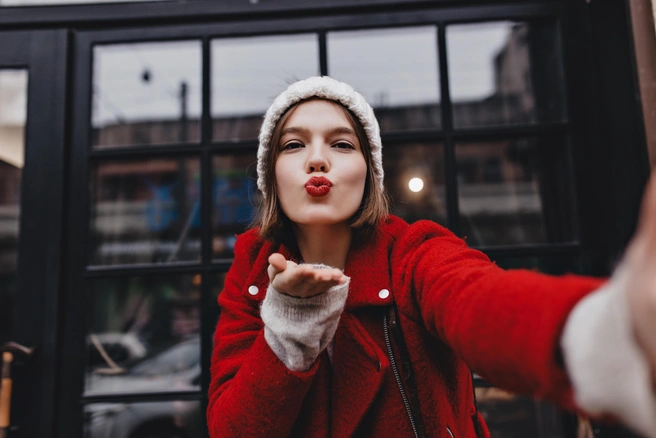 Эта идея подойдет для тех, кто в душе блогер | Источник: Ru.freepik.com