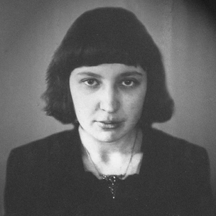 Тест: выберите строчку из стихотворения Марины Цветаевой, а мы расскажем, что вы ищите в мужчинах