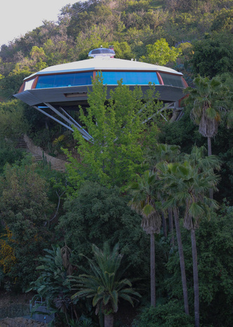 Дом-легенда: «летающая тарелка» Джона Лотнера на Голливудских холмах