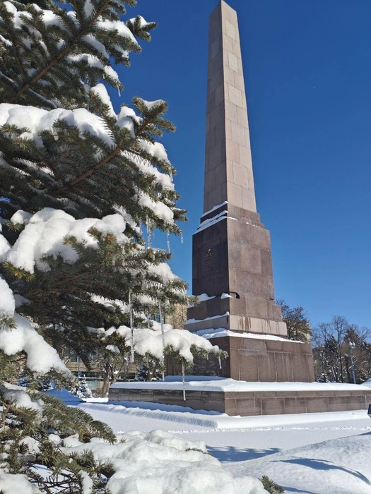 А вы помните, когда последний раз в городе было столько снега? | Источник: читатели V1.RU