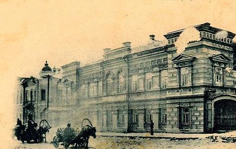 Слева — изображение 1903 года | Источник: История Уфы и Башкортостана / vk.com