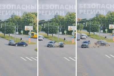 Момент ДТП двух иномарок в Ярославле попал на видео