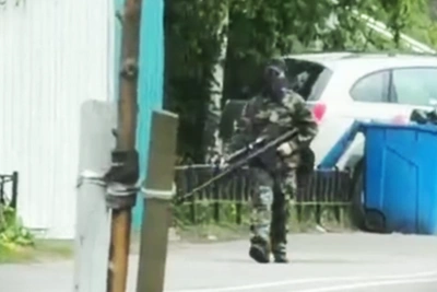 13-летний мальчик с игрушечной винтовкой напугал прохожих