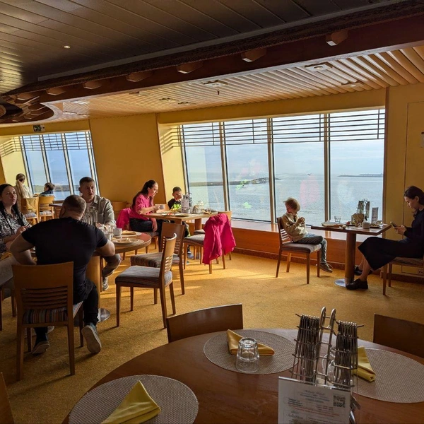 Так выглядит столовая, которая на самом деле — ресторан | Источник: читатели / SOCHI1.RU