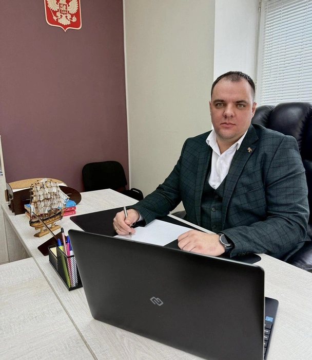 Сергей Азаренков возглавлял районный СК, а потом работал в юридической компании с 2023 года | Источник: Андрей Азаренков