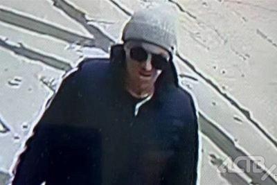 Полиция ищет подозреваемого в краже из парикмахерской