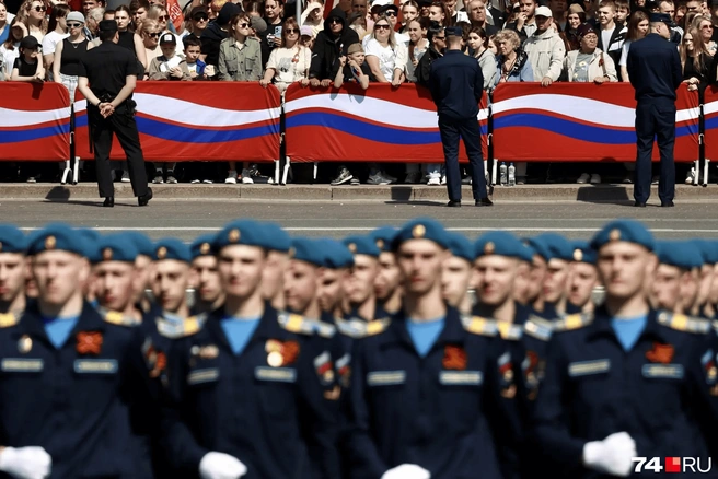 Громовое троекратное «Ура!» | Источник: Наталья Лапцевич
