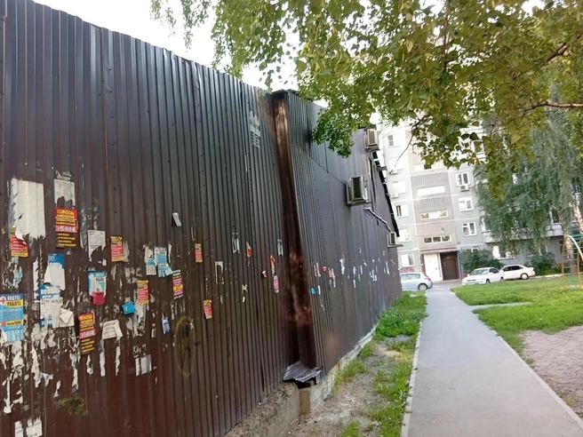 Мэрия не выдавала разрешение на строительство и ввод объекта в эксплуатацию | Источник: читатель НГС Виталий