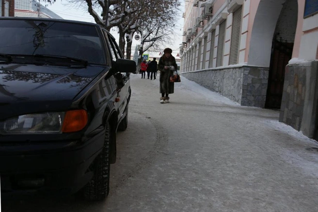 На открытие сезона собрались около 30 владельцев «Запорожцев» из разных городов России | ufa1.ru