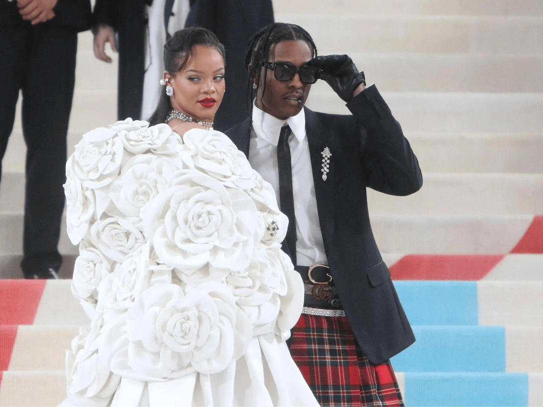 Рианна и ASAP Rocky на Met Gala, 1 мая 2023 | marieclaire.ru