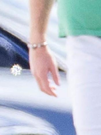 Браслет герцога крупным планом