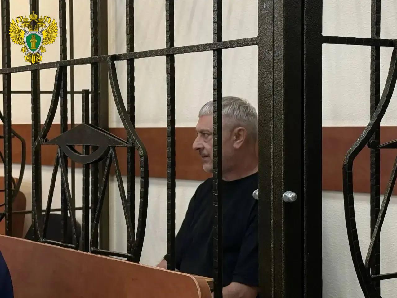 В Стерлитамаке арестовали владельца сгоревшего ТЦ — что о нём известно