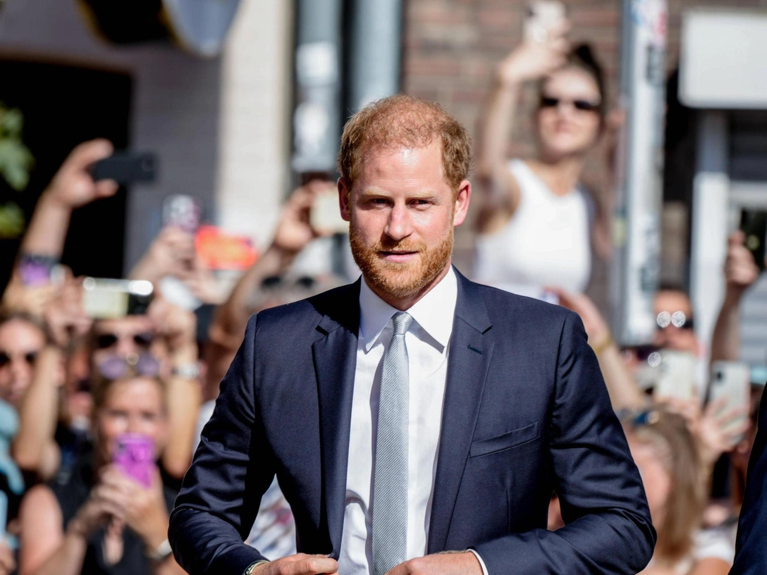 Торжественный прием принца Гарри в Дюссельдорфе перед «Играми непокоренных», 9 сентября 2023 | marieclaire.ru