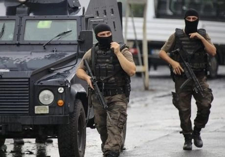 В Турции в результате взрыва погибли 12 полицейских | ya62.ru