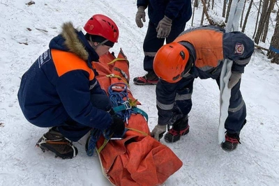 Два человека эвакуированы с Красноярских Столбов после травм