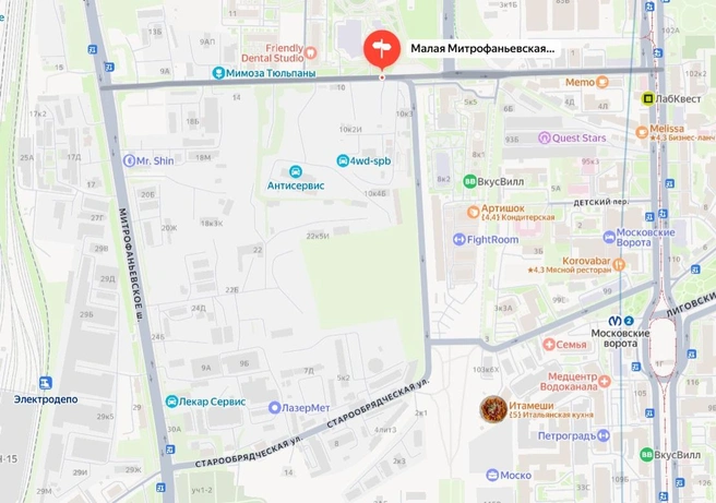 Речь об участке между Митрофаньевским шоссе, Малой Митрофаньевской и Старообрядческой. Часть этой территории получила статус выявленного памятника | Источник: «Яндекс.Карты»