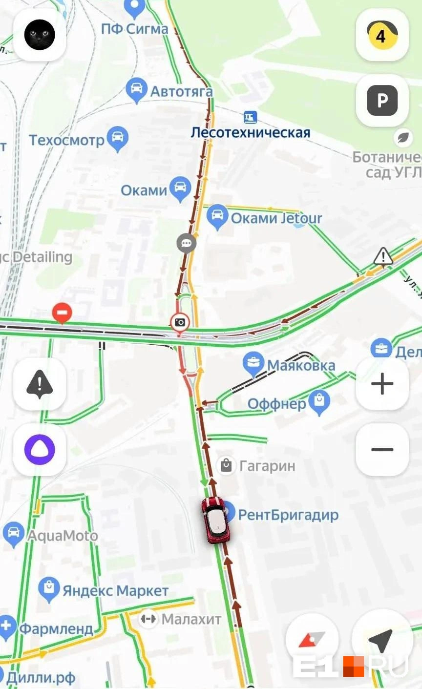 Пробки на Сибирском тракте скопились в обе стороны | Источник: читатель E1.RU