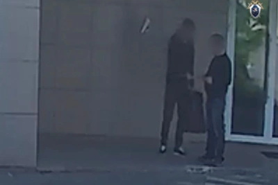 Двое бывших работников Челябинска обвиняются во взятках