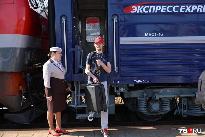 Ярославцы с криками встретили Даниила Исаева | Источник: Александр Куренной / 76.RU