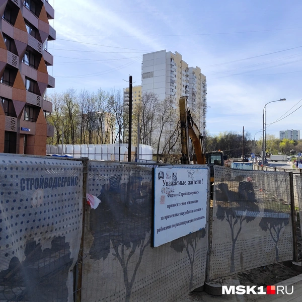 Дом на Кавказском бульваре, построенный по ренвации | Источник: Игорь Мещанев / MSK1.RU