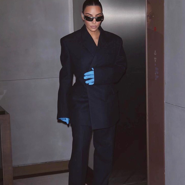 Ставим лайк: брючный костюм Ким Кардашьян, в котором ты будешь выглядеть на миллион долларов