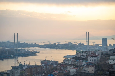 Приморье вошло в топ-20 регионов России по оплате труда