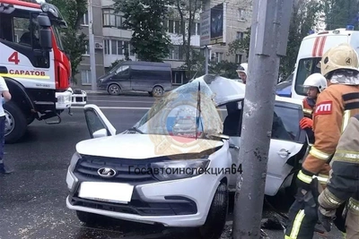 Водитель «Гранты» погиб в ДТП на улице Чернышевского