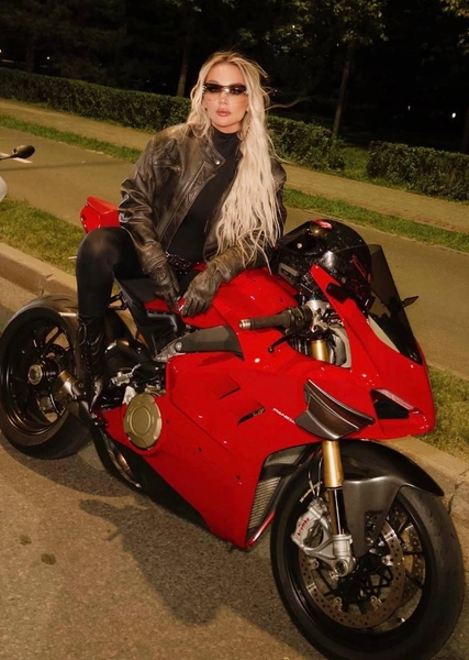 Анна Седокова