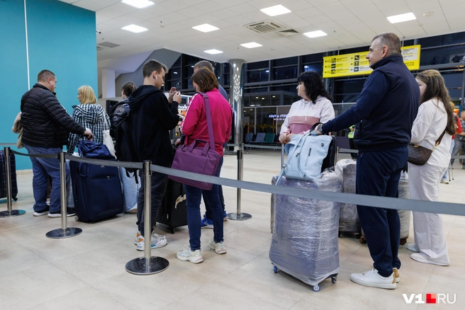 В аэропорту Волгограда задержаны уже три московских рейса | Источник: Алексей Волхонский / V1.RU
