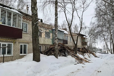 Крыша жилого дома в Нижегородской области рухнула под тяжестью снега