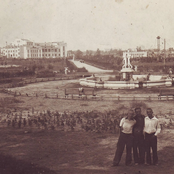 Источник: Архив Потемкина Т.В. / pastvu.com