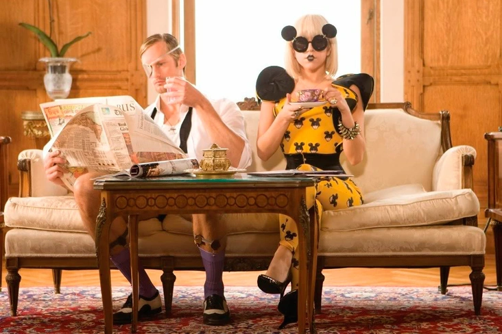 Леди Гага, «Папарацци» | Источник: Кадр из клипа «Папарацци»