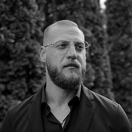 Женился за 10 дней до смерти, страдал от депрессии, воспитывал поколения: что известно о жизни и смерти Миши Маваши