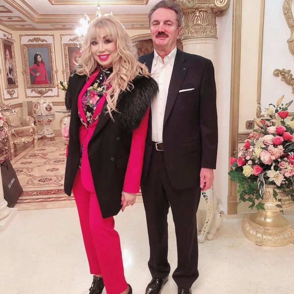 Маша Распутина с супругом Виктором Захаровым
