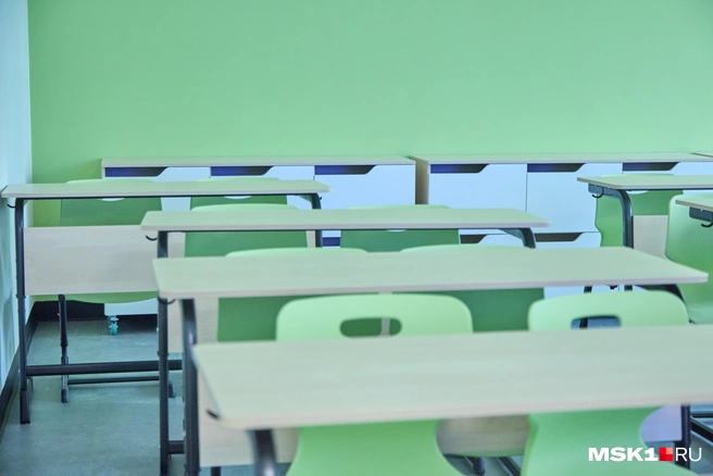 В школе провели классный час и родительское собрание | Источник: Дмитрий Толстошеев / MSK1.RU