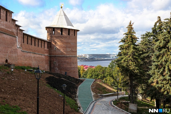 Попасть в нижегородский кремль куда проще, чем в Московский | Источник: Наталья Бурухина / NN.RU