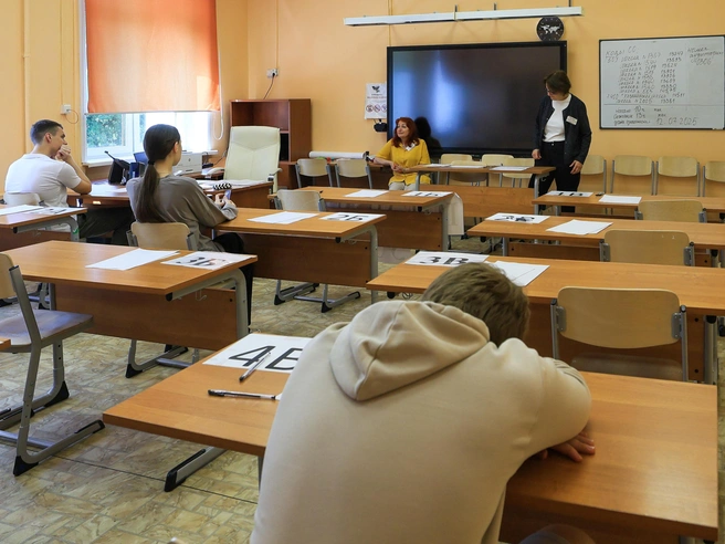 Педагогам могут разрешить выставлять оценки за поведение учащихся | Источник: Артем Устюжанин / MSK1.RU