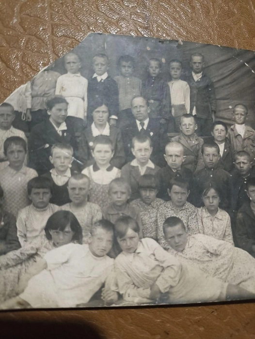 Осенью 1941 года Лидия Харитоновна пошла в первый класс | Источник: Ирина Господаренко / NGS22.RU